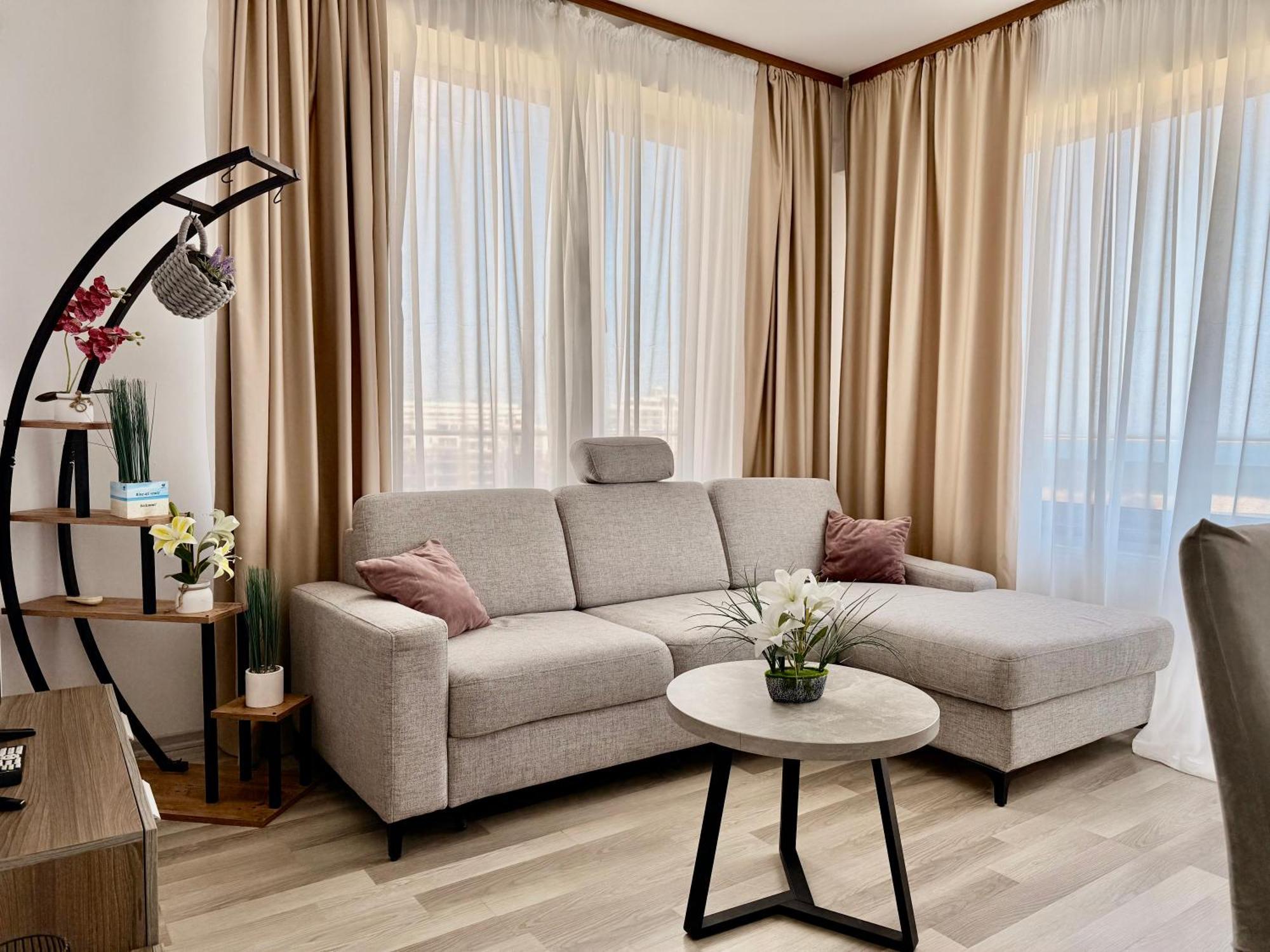 Aqua Vista Nuba - Vedere Top La Mare Si Lac - Apartament 2 Camere Summerland - Mamaia Мамая Екстериор снимка